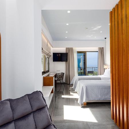 Sea View Suite "Christos" - Adults Only プラキアス エクステリア 写真